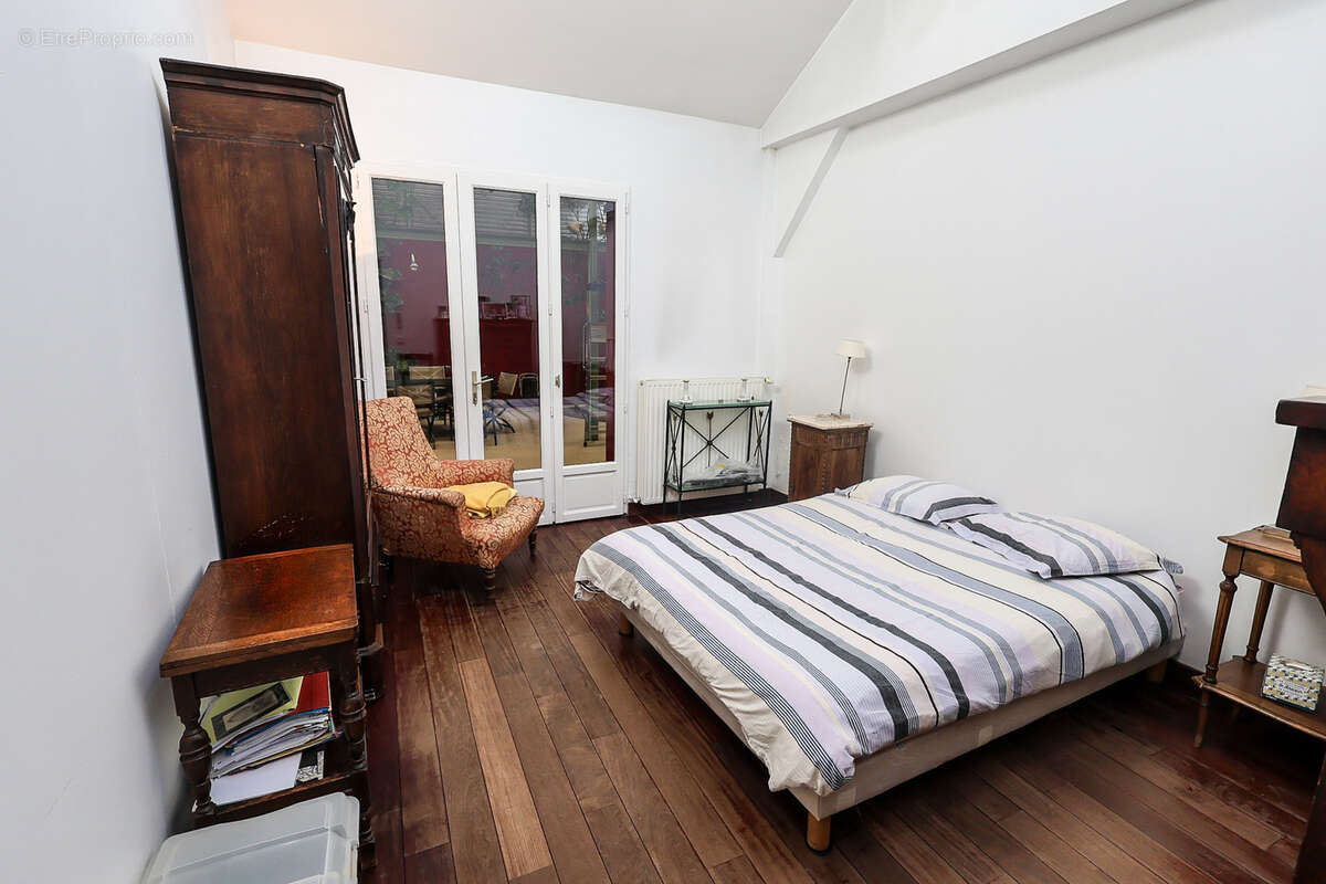 Maison à SAINTRY-SUR-SEINE