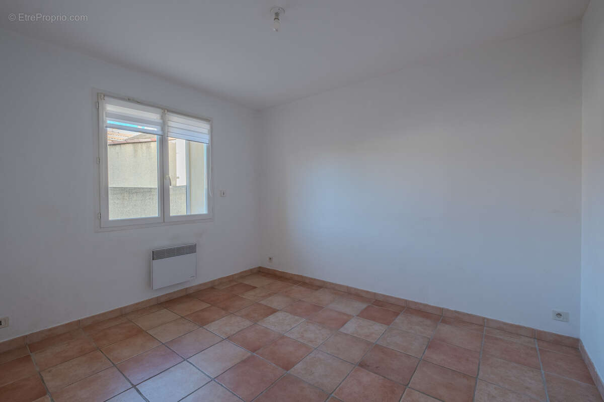 Appartement à CHATEAUNEUF-LES-MARTIGUES