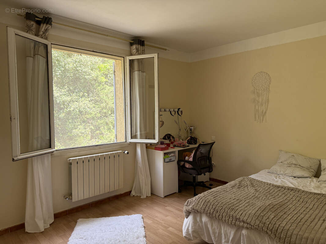Maison à SUZE-LA-ROUSSE