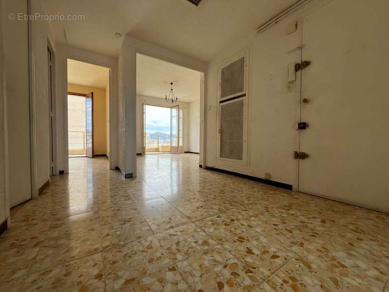Appartement à MARSEILLE-10E