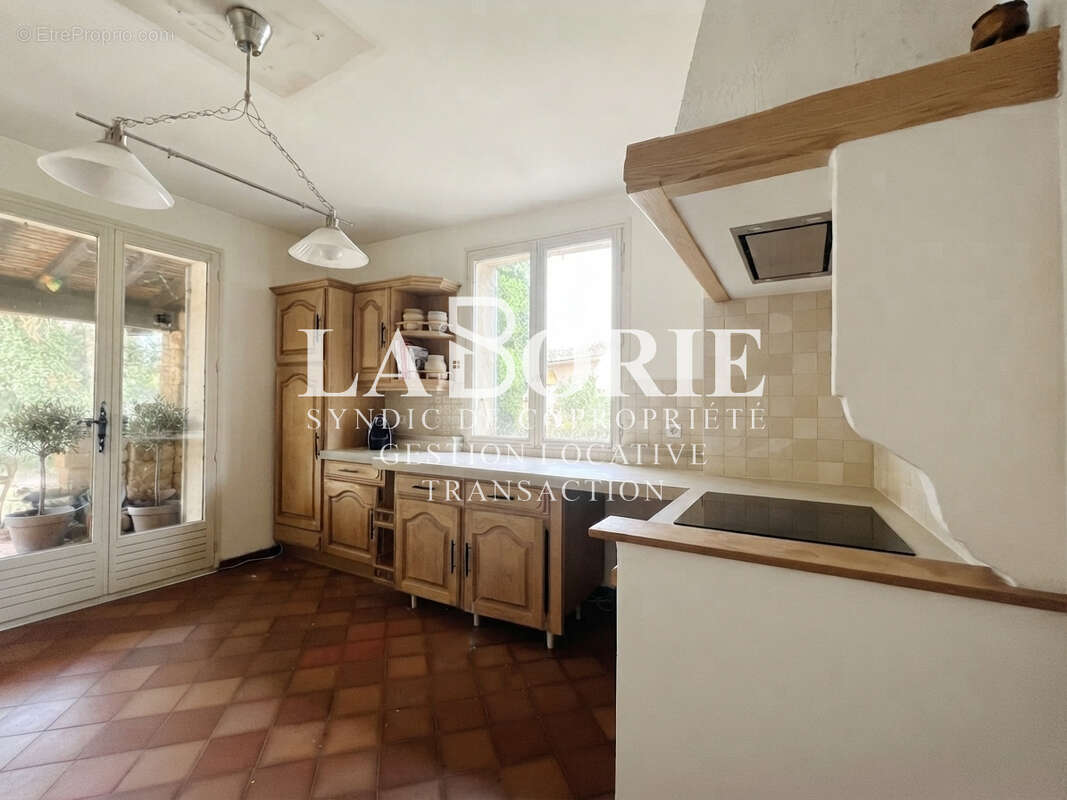 ORANGE - Maison 165 m2 - photo 3