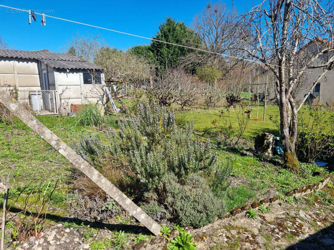 Maison de plain pied avec jardin et garage ! - photo 5