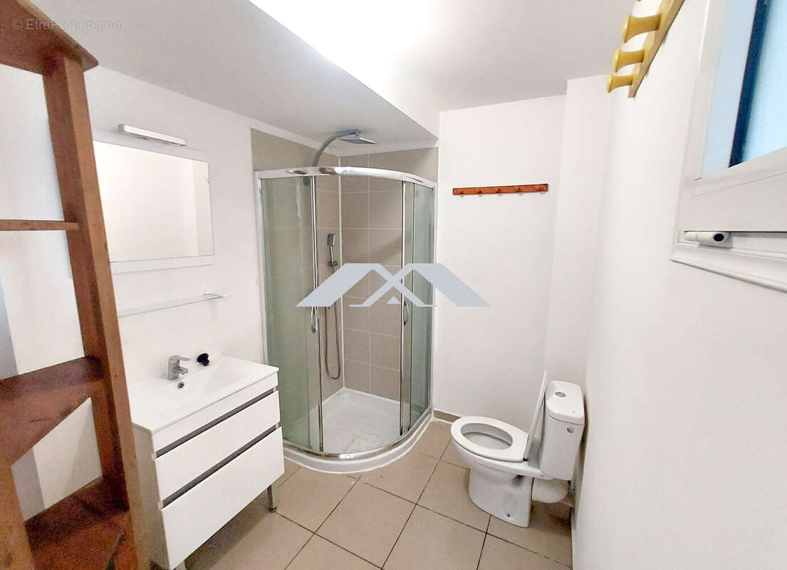 Appartement 21 m² à Saint-Denis  - photo 5