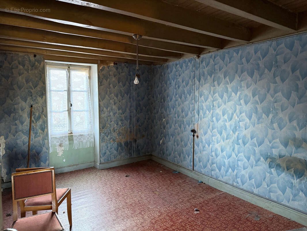 Maison à BUSSIERES