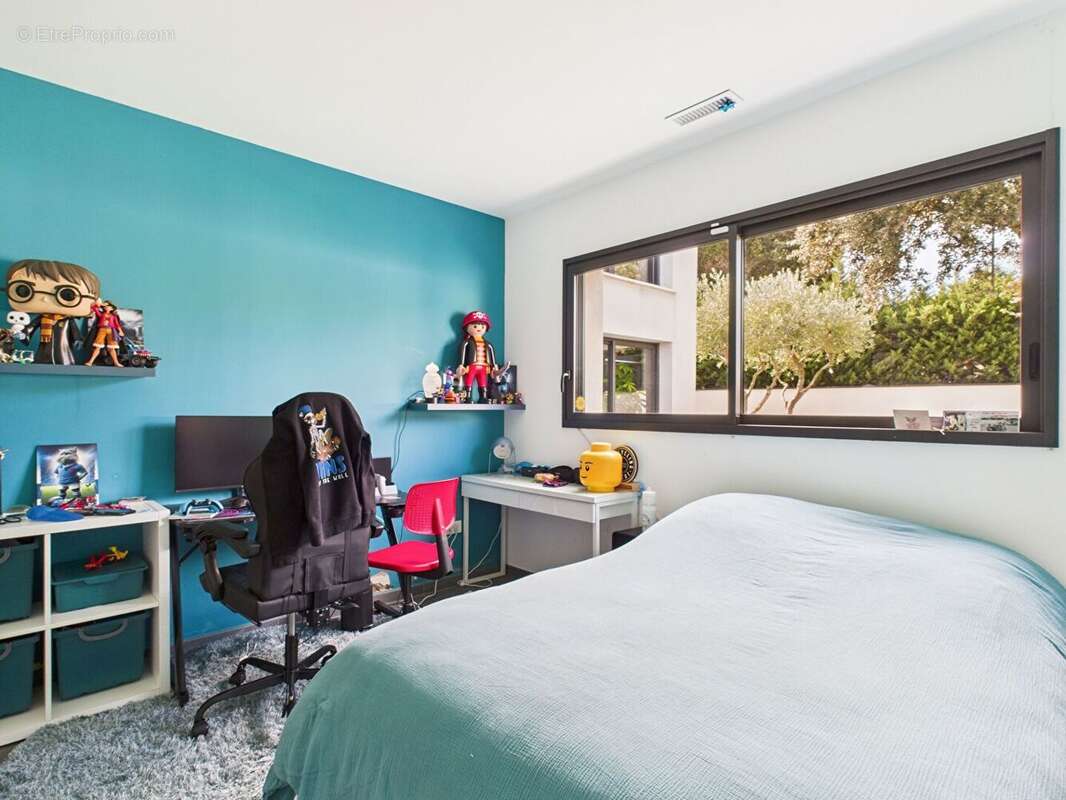 Maison à VILLENEUVE-LES-AVIGNON