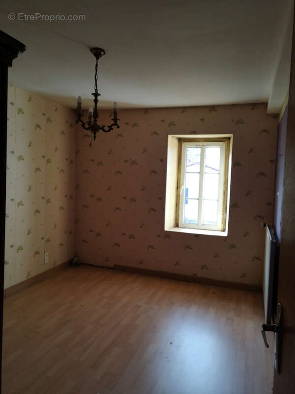 Maison à MENOMBLET