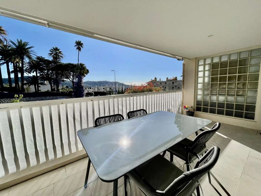 Appartement à CANNES