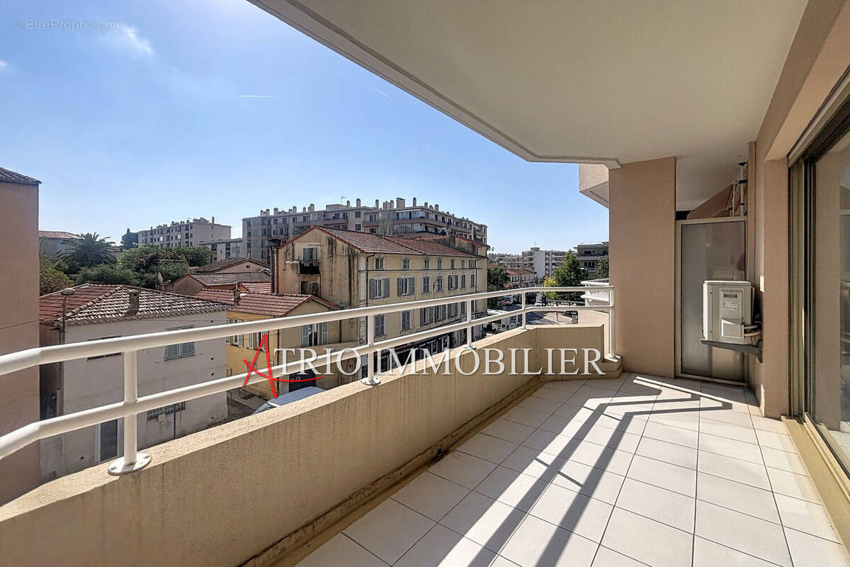 Appartement à CAGNES-SUR-MER
