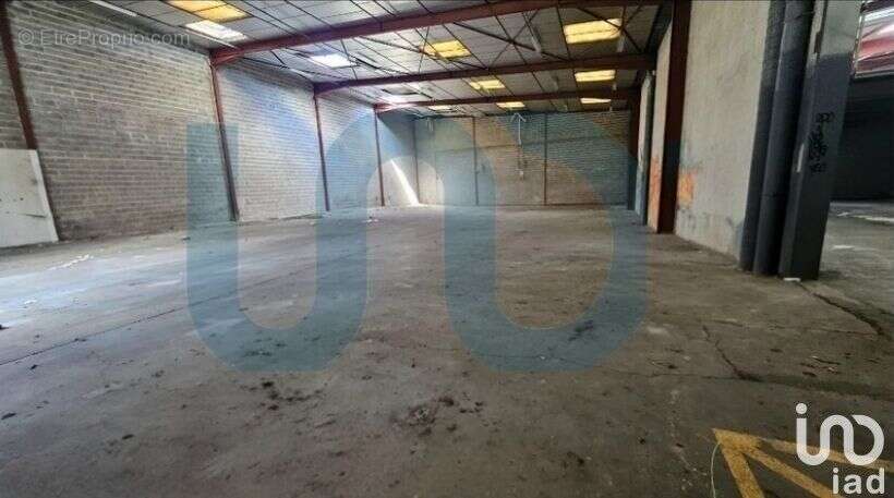 Photo 4 - Commerce à AMILLY