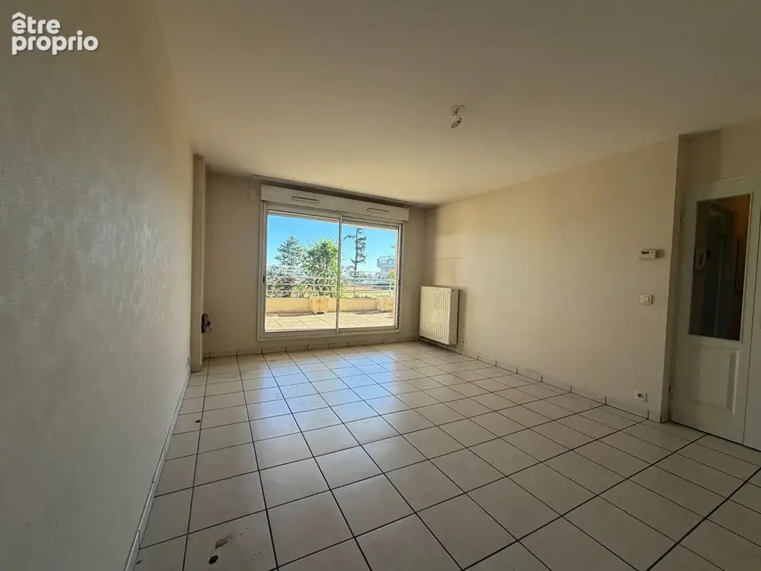 Appartement T2 avec terrasse et vue cathédrale - photo 3