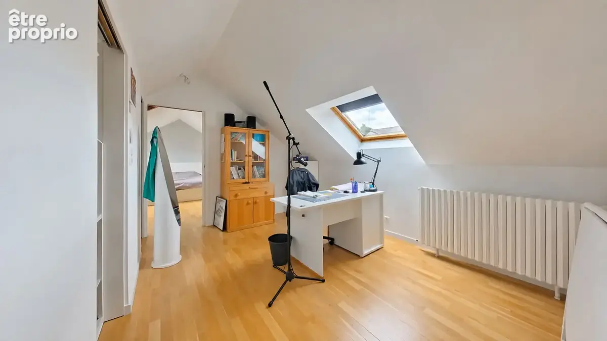 Maison familiale 8 pièces de 191 m2 à vendre au Rond-Point de Vannes - photo 12