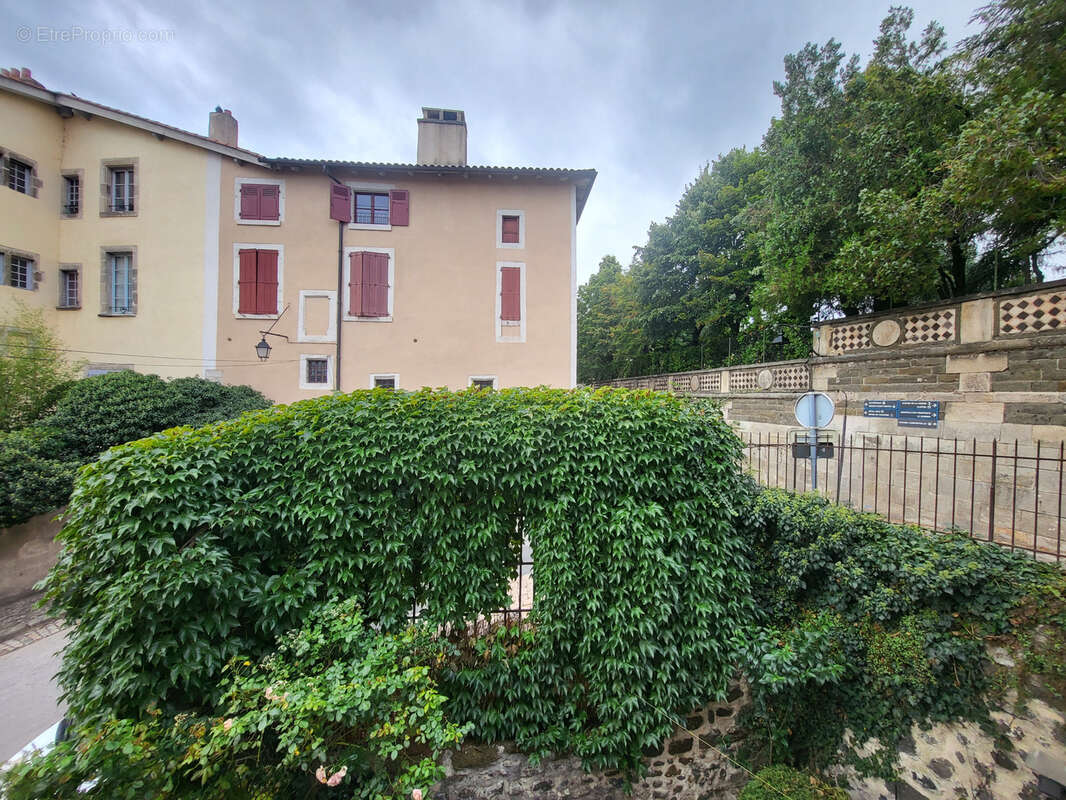 Appartement à LE PUY-EN-VELAY