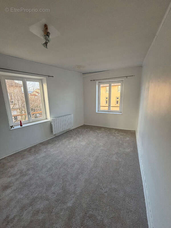 Appartement à BRINDAS