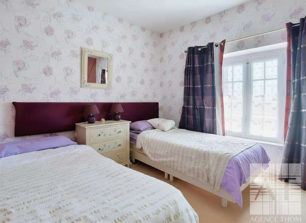 Maison de caractère 5 chambres, grand terrain proche 4 voies - photo 10