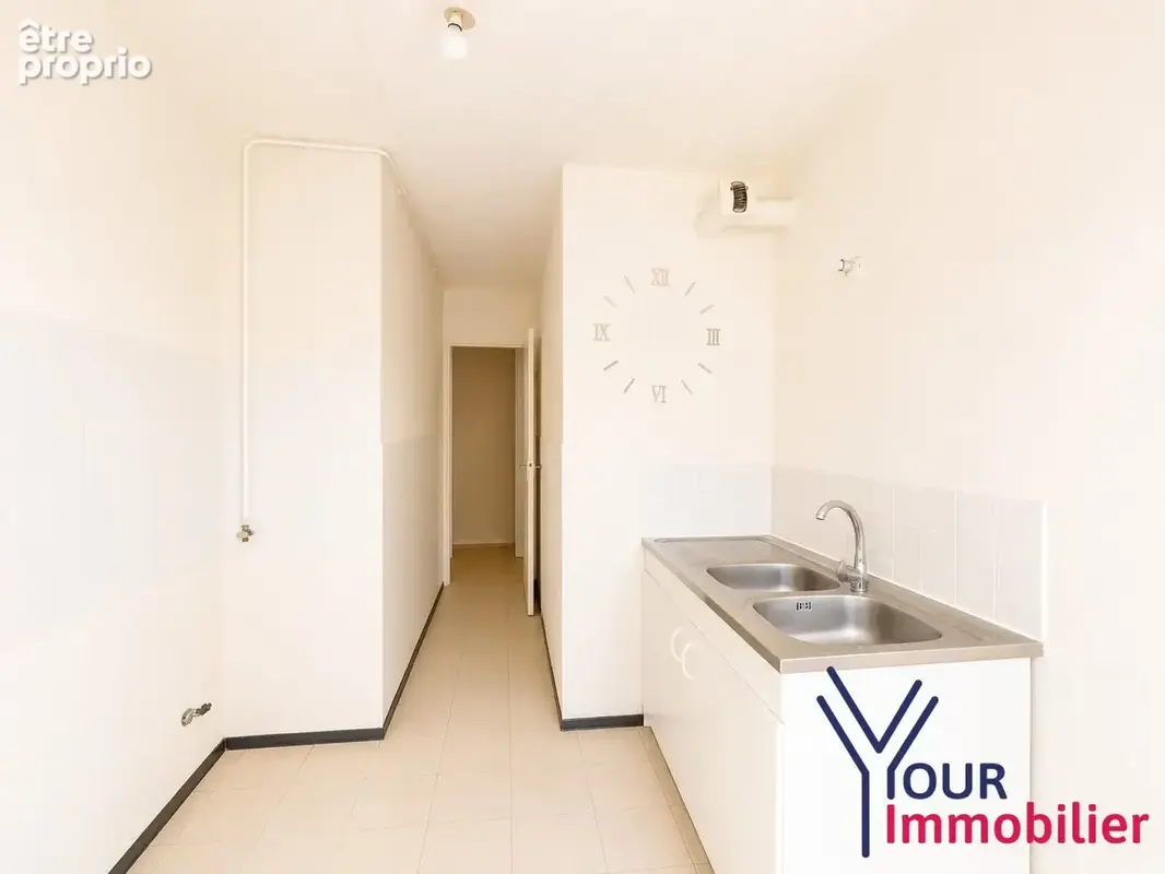 Appartement 3 pièces 75 m² à vendre à Venissieux (69200) - photo 4