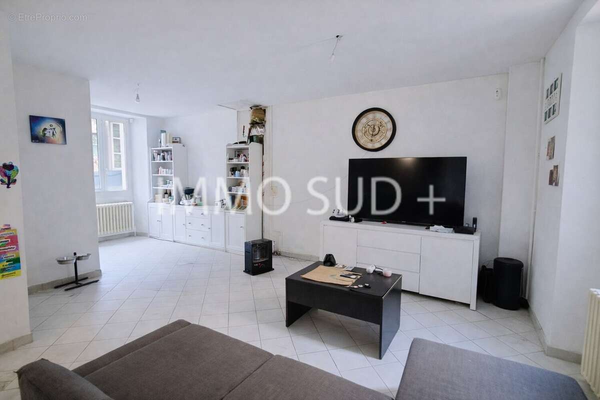 Maison à LIVET-ET-GAVET