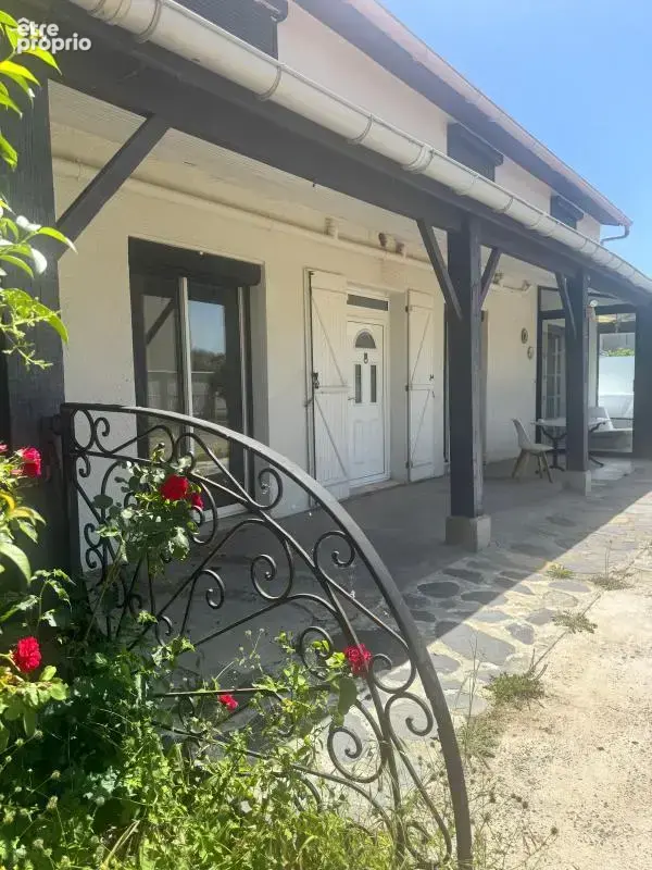 T4 de 125 m² plain pied  avec piscine et 600m² de jardin - photo 8