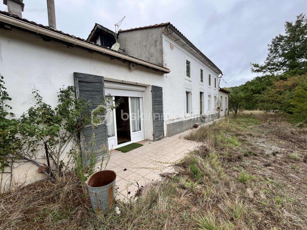 Maison à GRAYAN-ET-L'HOPITAL