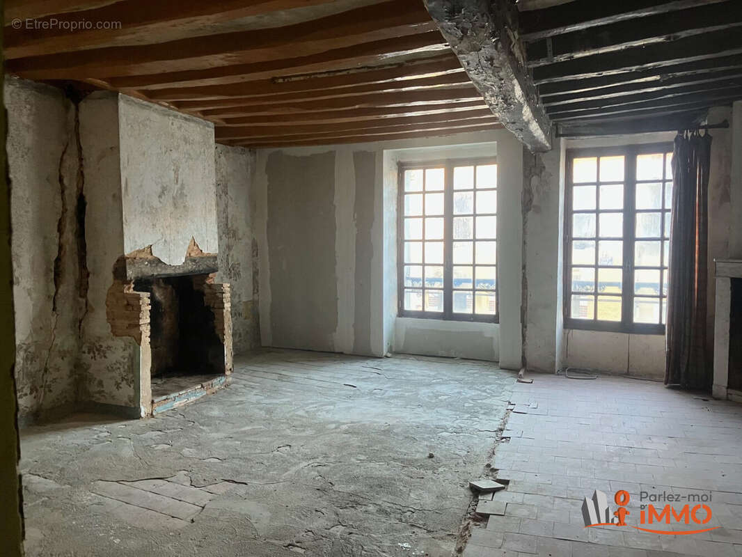 Maison à SAINT-SAUVEUR-EN-PUISAYE