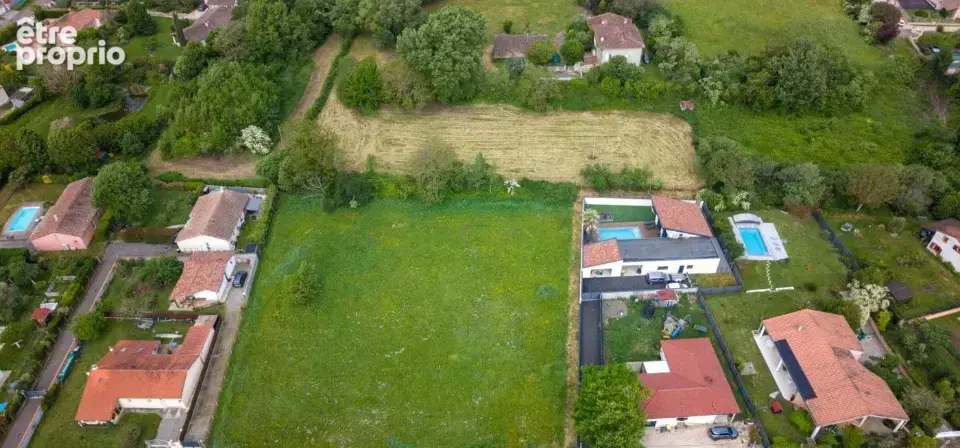 Photo Terrain à Noe au prix de 92 000€