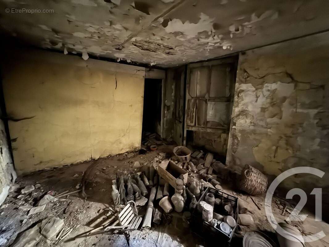 Maison à POURCIEUX