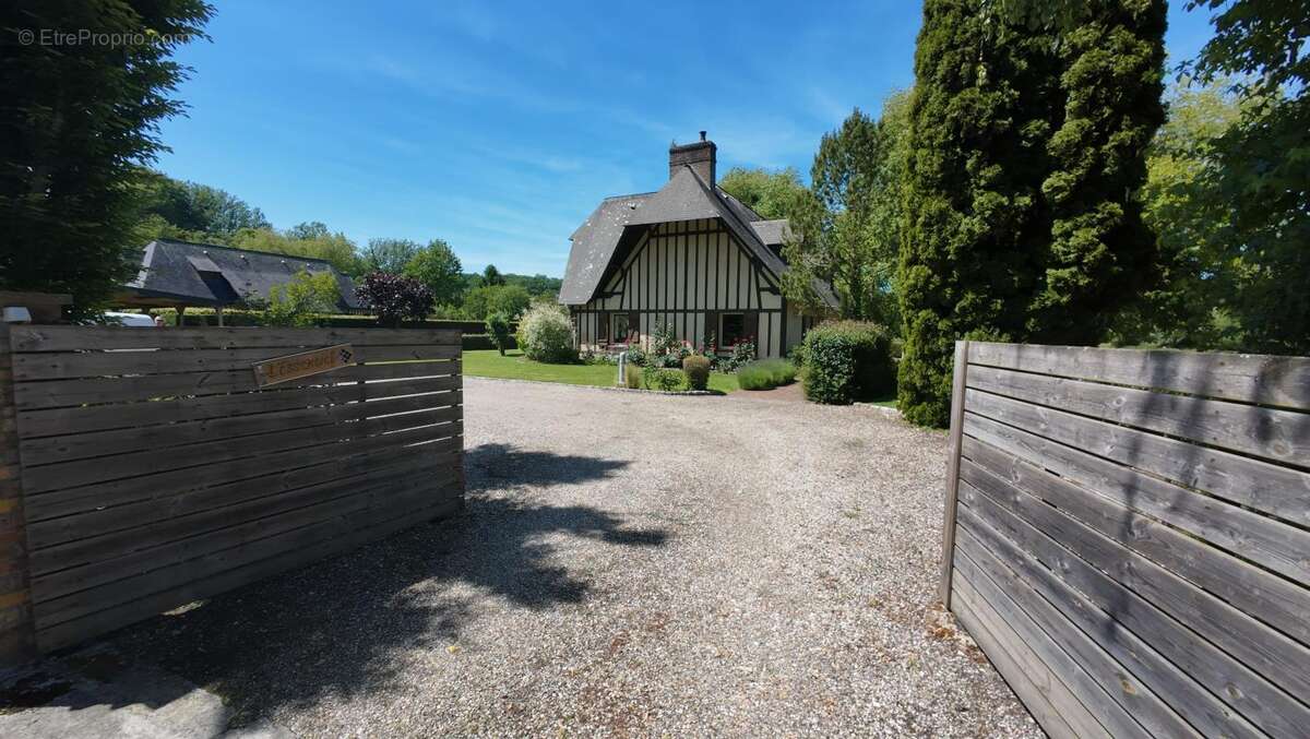 Maison à OHERVILLE