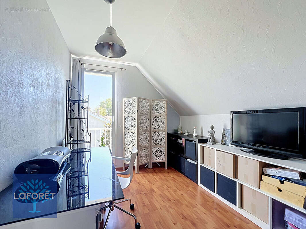 Maison Mennecy 8 pièce(s) 130 m2 - photo 15