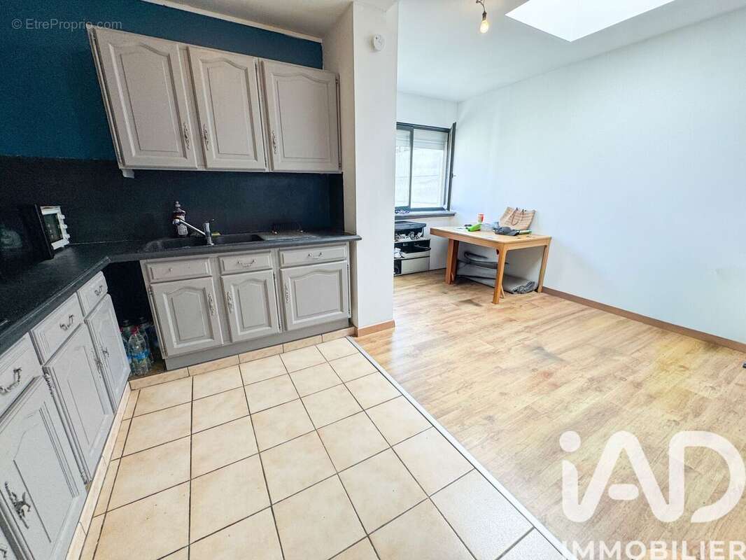 Appartement 107 m² à Valenciennes  - photo 3