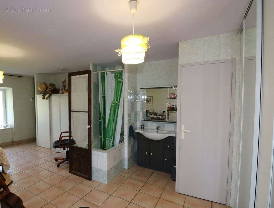 Maison à SAINT-SYMPHORIEN