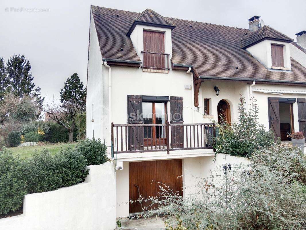 Maison à CROSNE
