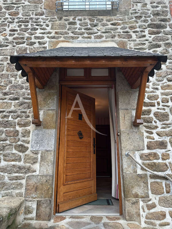 Maison à SAINT-GEORGES-BUTTAVENT