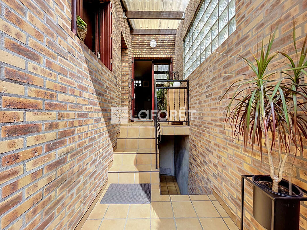 Maison Sotteville Les Rouen 3 pièce(s) 65 m2 - photo 2