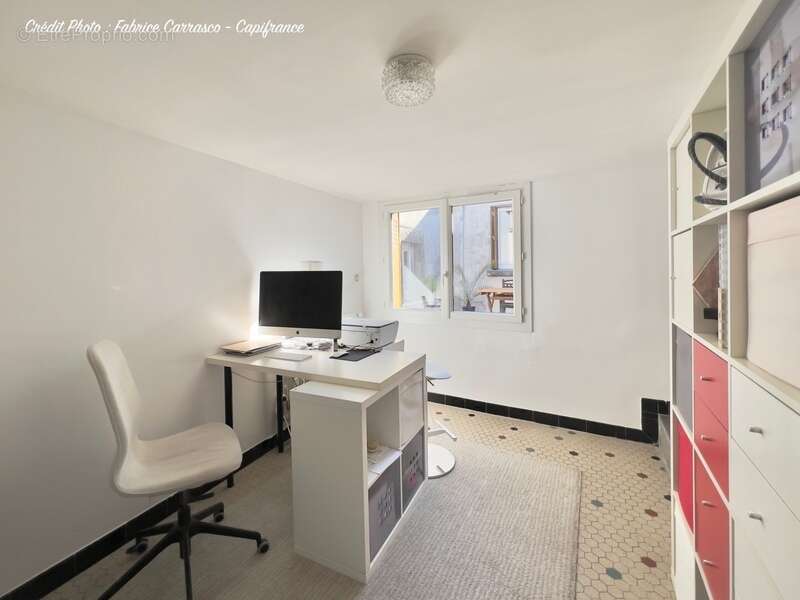 Maison à SAINT-BONNET-PRES-RIOM