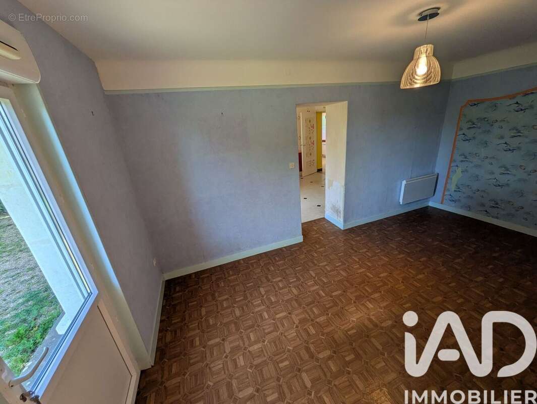 Photo 5 - Maison à NEUILLE