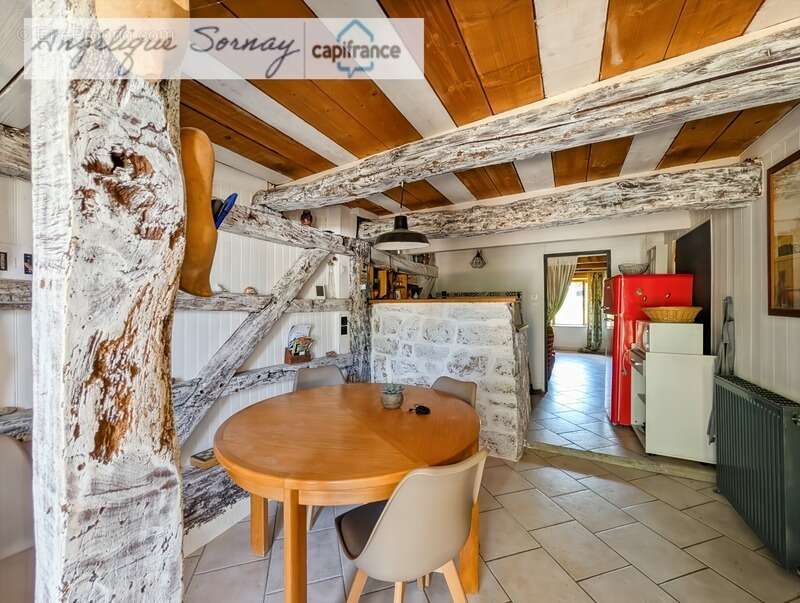 longère avec dépendances sur 3 115 m² – Francheville 39230 - photo 30