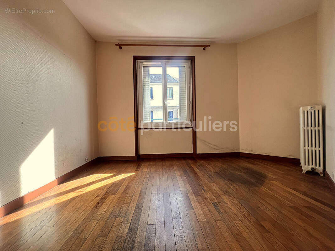 Appartement à FLEURY-LES-AUBRAIS