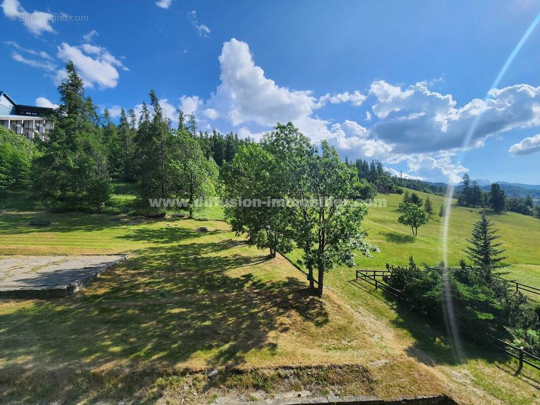 Appartement à LES THUILES