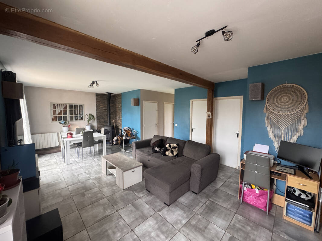 Maison à AUNAY-SOUS-AUNEAU