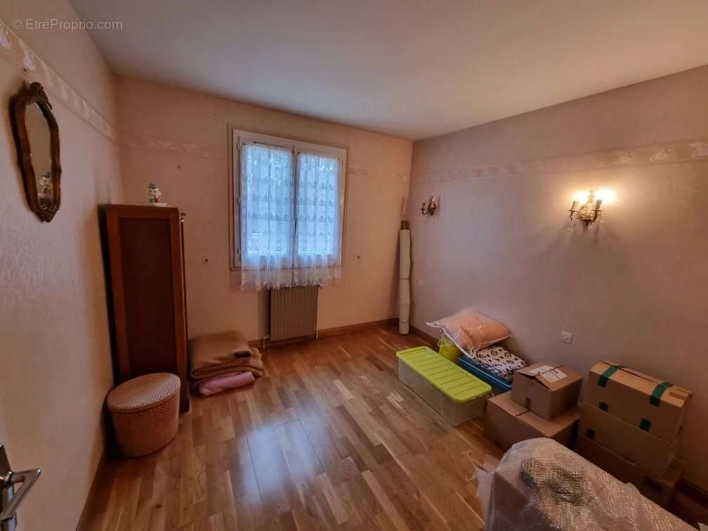 Maison à COULOMMIERS