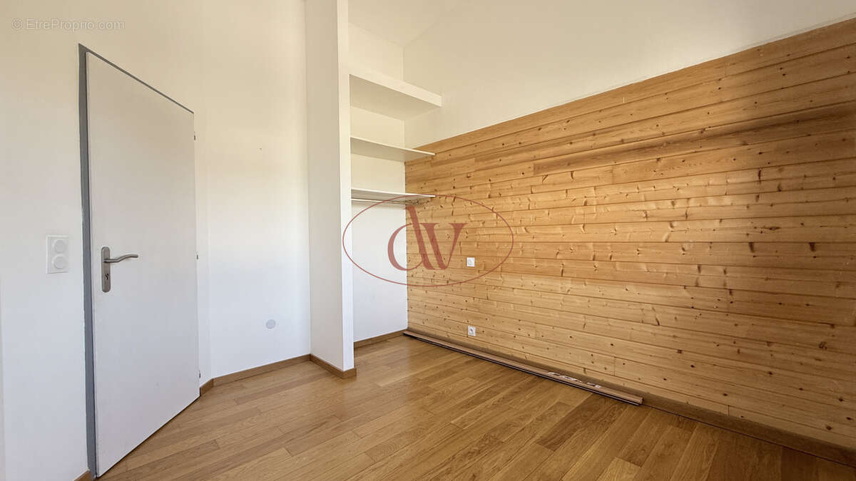 Appartement à BAGES
