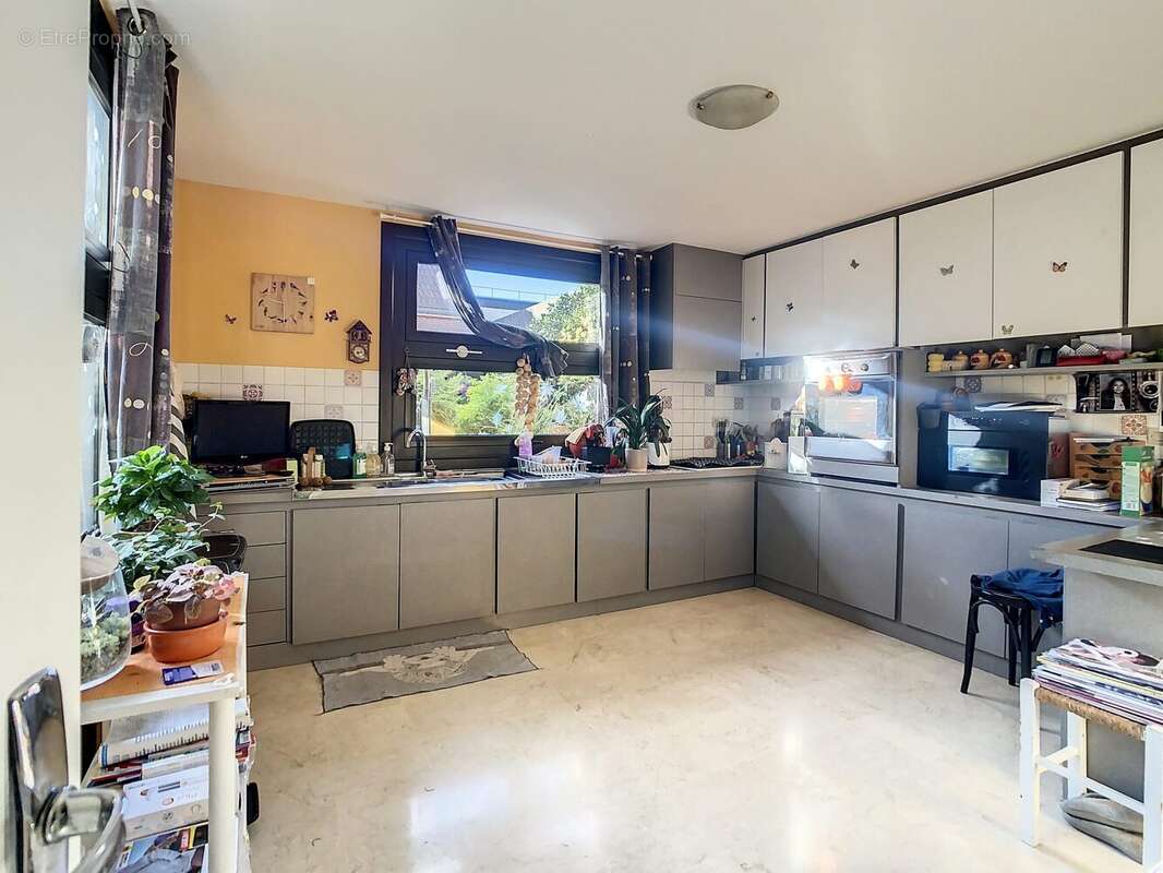 Maison à MAISONS-ALFORT