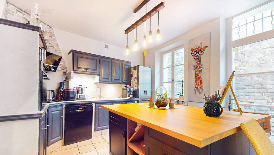 Maison à COURTHEZON