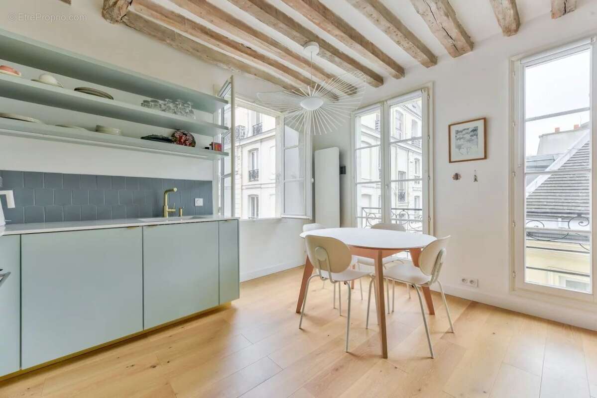 Appartement à PARIS-4E