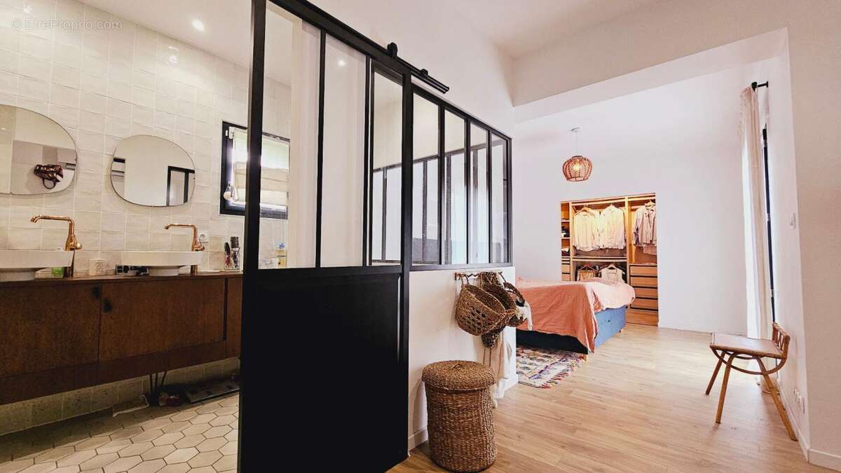 Maison à SAINT-DOULCHARD