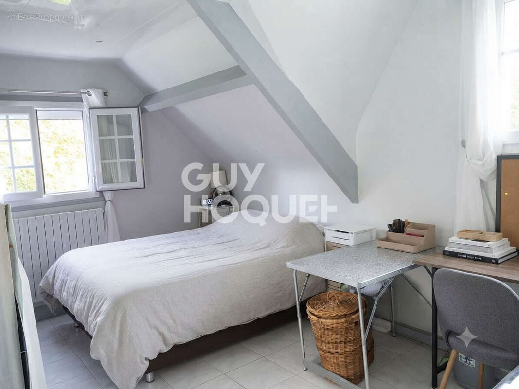 Maison à vendre proche Ezy-sur-Eure ? Cadre privilégié, jardin arboré et quartier recherché - photo 4