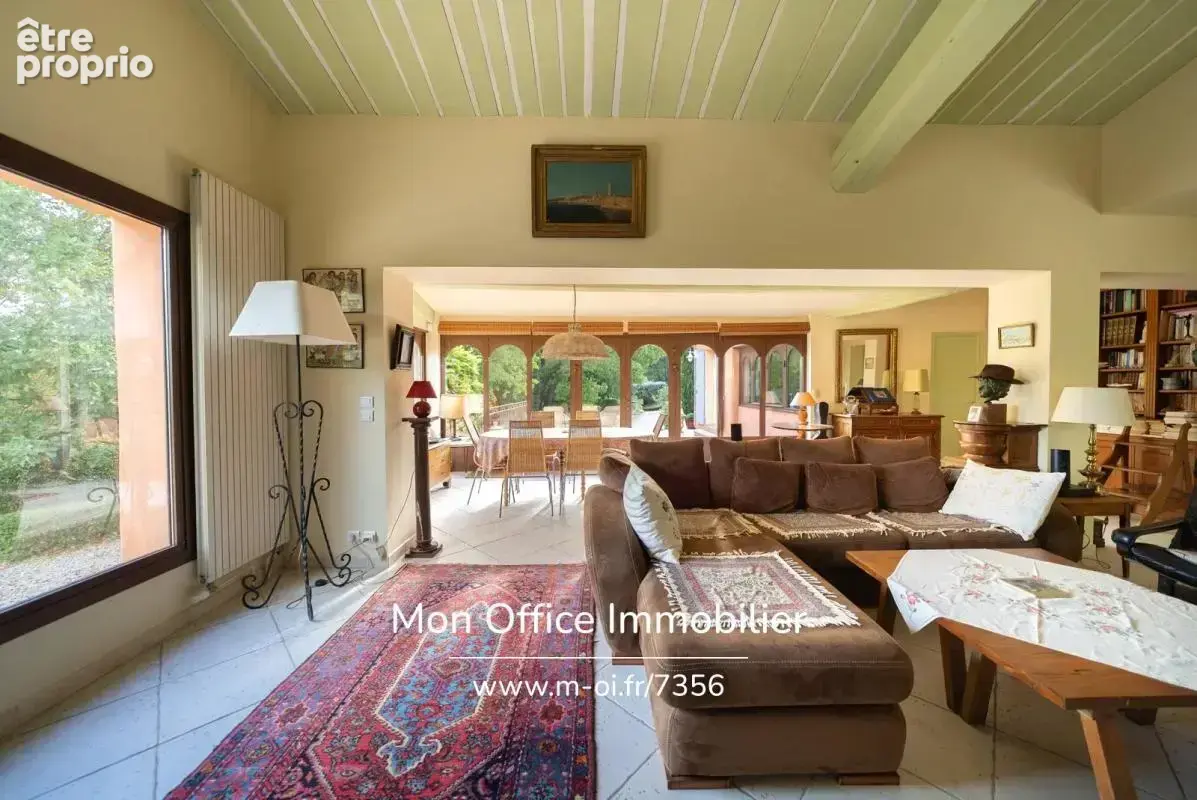 Référence : 7356-MAC - Maison 7 pièces avec piscine, dépendance et garage - photo 4