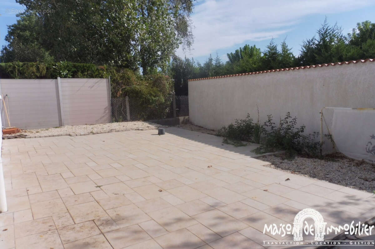 Maison à BARZAN