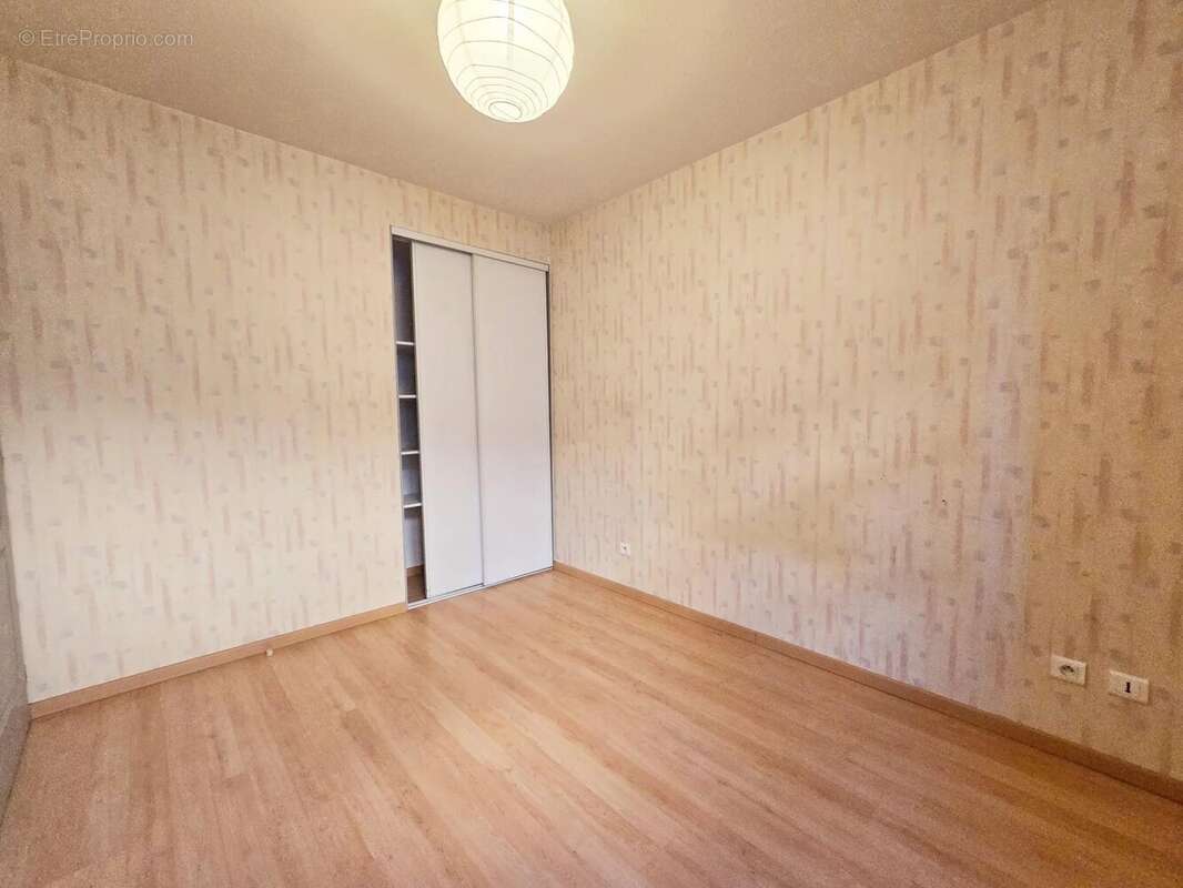 Appartement à ANSE