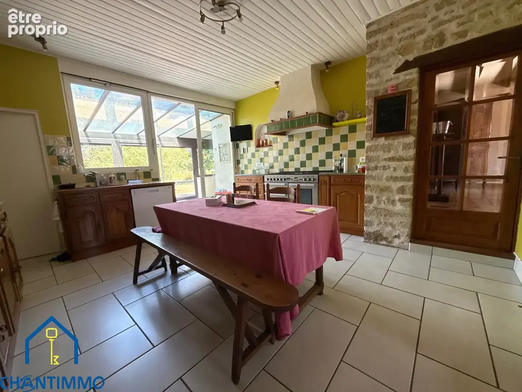 Maison vendéenne en pierres avec piscine sur parcelle de 3680 m2 constructible - photo 6
