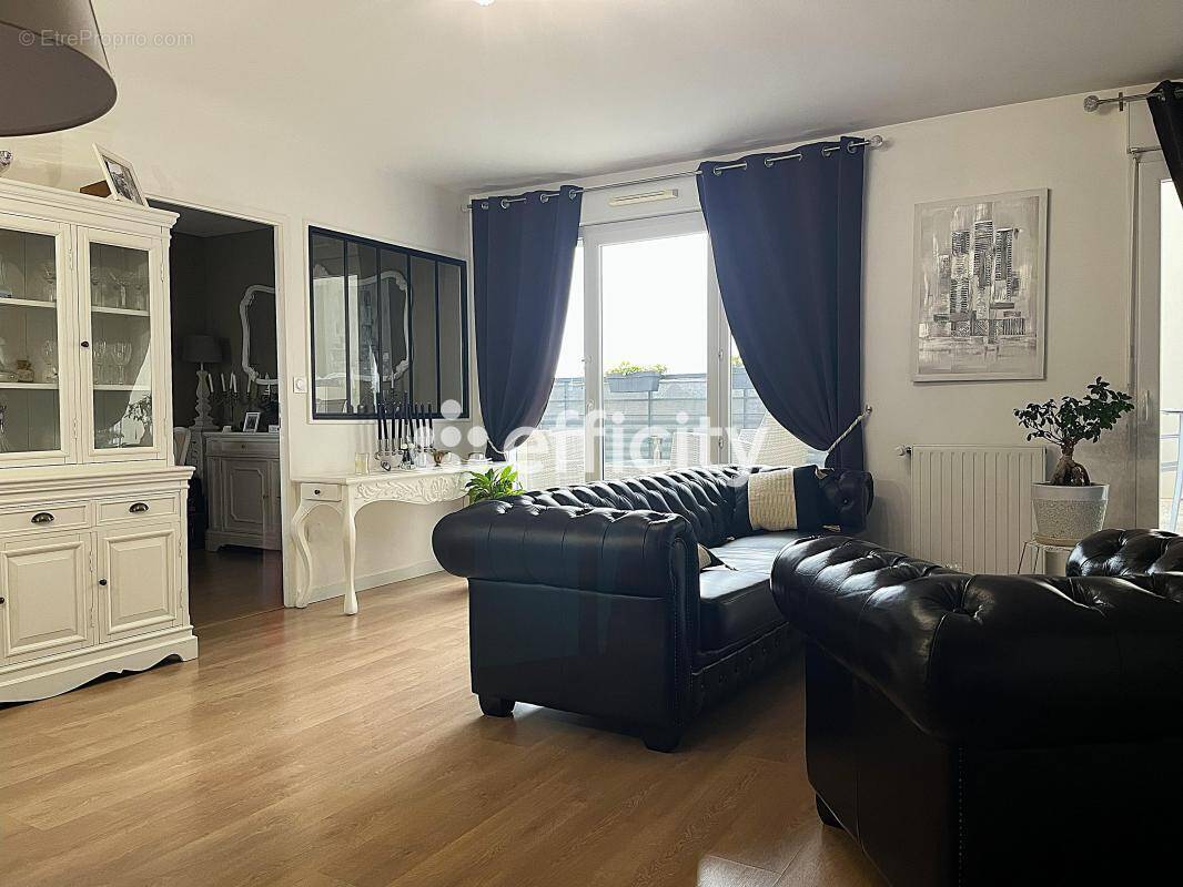 Appartement à ELANCOURT